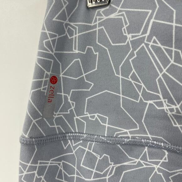 Zella Print Capri Leggings Size Medium - Picture 6 of 11